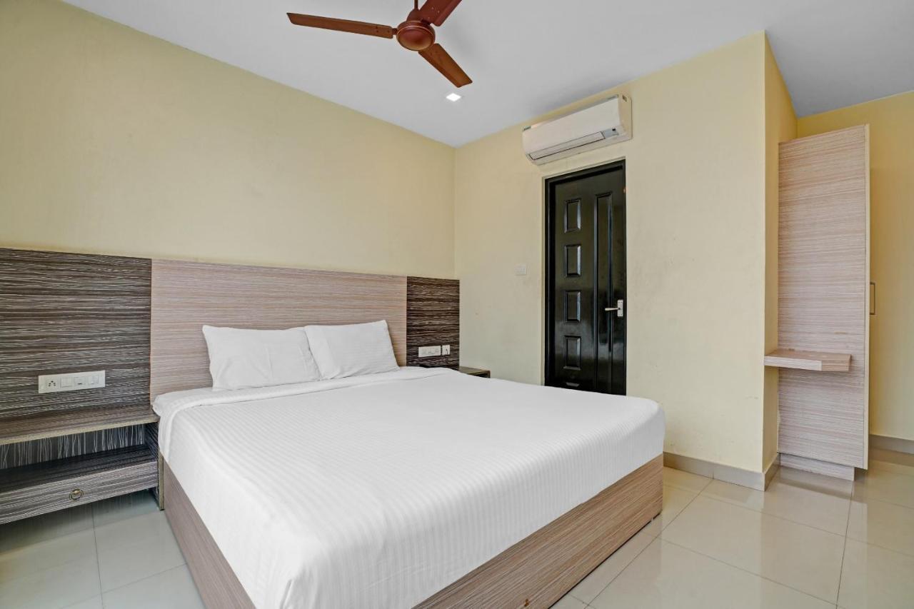 Capital O 87015 Hotel Al Salama Kochi 外观 照片