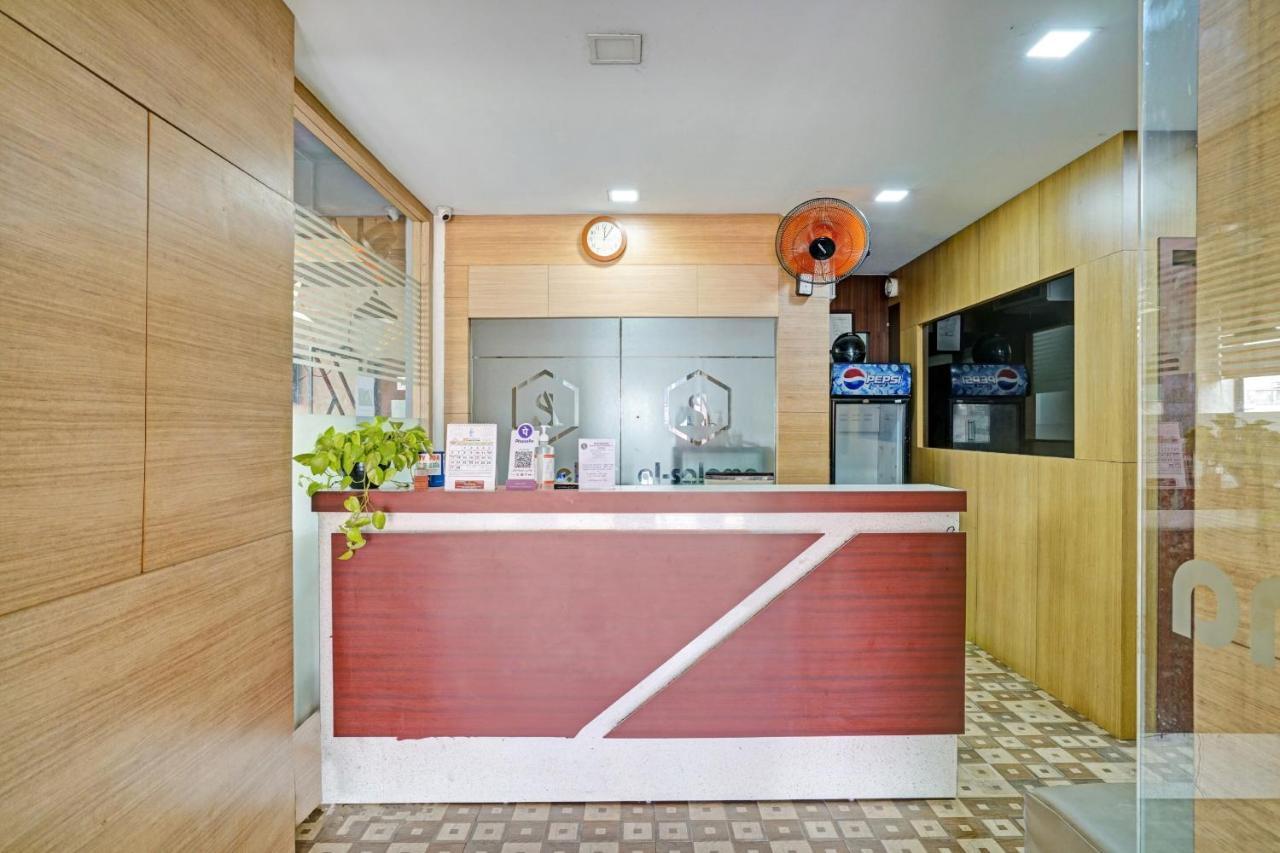 Capital O 87015 Hotel Al Salama Kochi 外观 照片